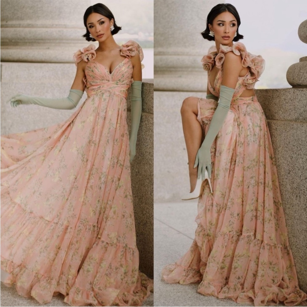 Mac Duggal Ruffle Tiered Floral Cut-Out Chiffon Gown Maxi Dress in Size 10